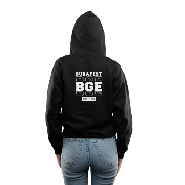 BGE merch – a kapucnis pulóver hátoldala „Budapest BGE” grafikával